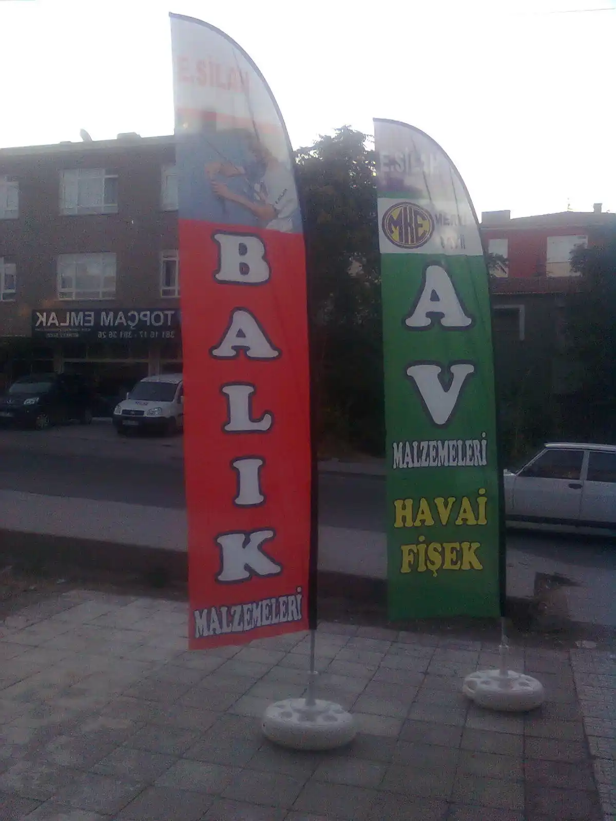 Av Malzemeleri Yelken Bayrağı-1